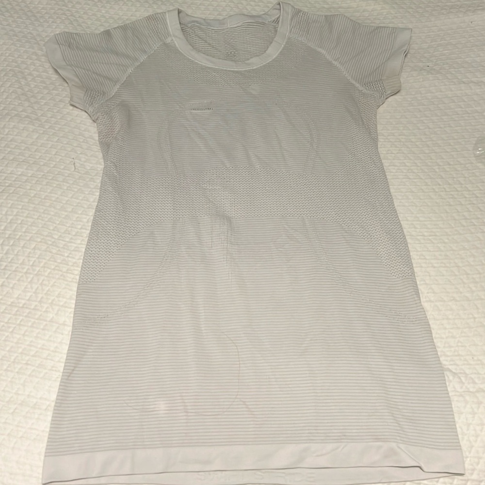 Lululemon Swiftly Tech Top